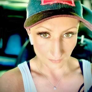 Meet your Posher, Crystal